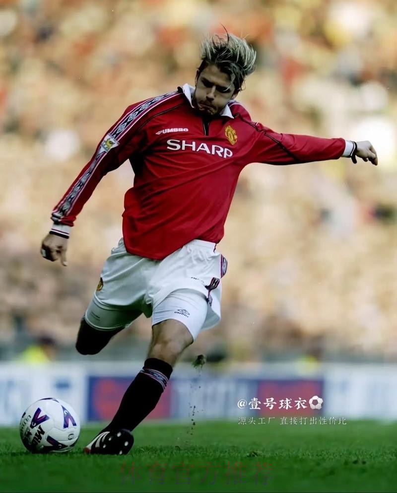 维尔贝克自2014年离开曼联后,已八次攻破老东家球门 维尔贝克自2014年离开曼联后,已八次攻破老东家球门