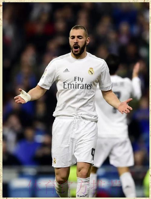 34岁本泽马加时绝杀切尔西!狂跑13公里 动情一幕 34岁本泽马加时绝杀切尔西!狂跑13公里 动情一幕